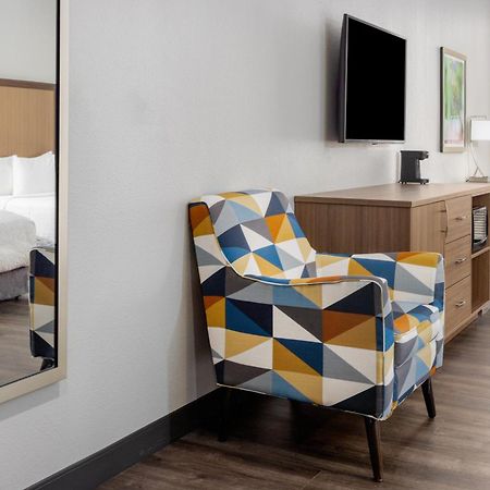 La Quinta Inn & Suites By Wyndham Valdosta Extérieur photo