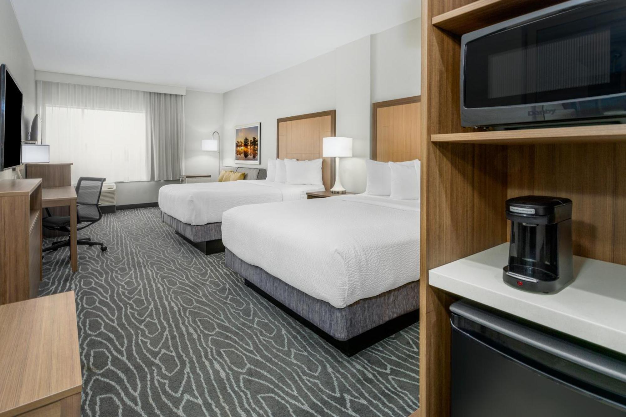 La Quinta Inn & Suites By Wyndham Valdosta Extérieur photo