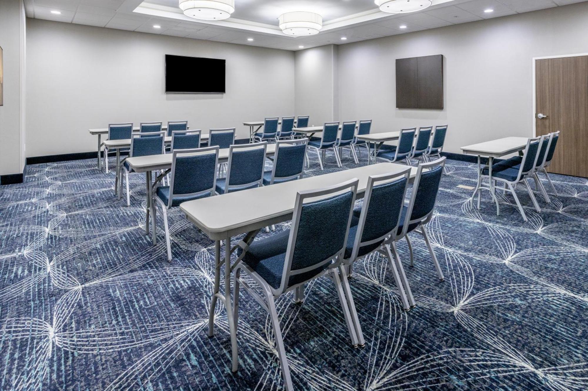 La Quinta Inn & Suites By Wyndham Valdosta Extérieur photo